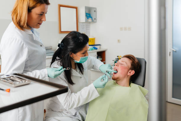 Best Cosmetic Emergency Dentistry in East Highland Park, VA